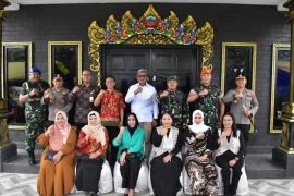 Bantu Biaya Rehab Makodim, Dandim 1503/Tual Apresiasi Bupati Thaher Hanubun