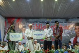 Pemkab HST gelar tausiah datangkan Ustadz Abdul Somad