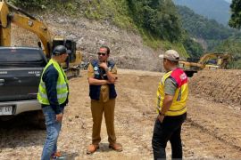 Jalan alternatif Pasar Baru-Alahan Panjang Solok sudah bisa dilewati