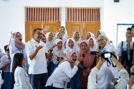 PT Pelindo gelar program mengajar di SMA Negeri 1 Tuban