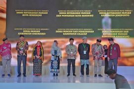 "Pak Rahman" antarkan Kota Semarang raih penghargaan SPHP Award 2023