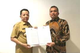 Reza Fahelvi terima SK perpanjangan sebagai Pj Wali Kota Sabang