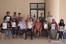 Baznas Bangka Barat salurkan bantuan Rp42,18 juta kepada 14 mustahik