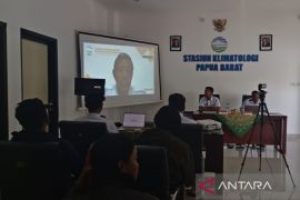 BMKG peringatkan warga antisipasi banjir saat musim hujan Oktober