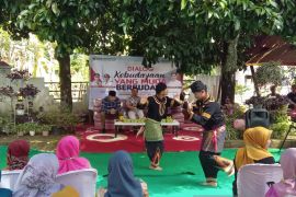 Legislator : Melestarikan nilai budaya harus di terapkan bukan teori