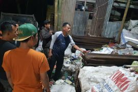 Polres Padang Panjang tangkap pencuri dan penadah besi Rel Kereta Api