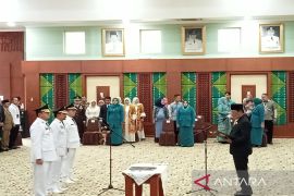 Gubernur Kalsel lantik tiga penjabat bupati