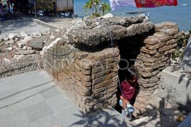 Bunker peninggalan Jepang di Pulau Lae-lae Makassar