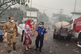 Wali Kota Semarang  sebut banyak selang mobil damkar bocor