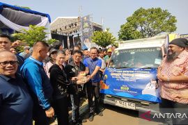 Mentan lepas ekspor 700 kg mangga bebas lalat buah asli produk lokal Indonesia ke Arab