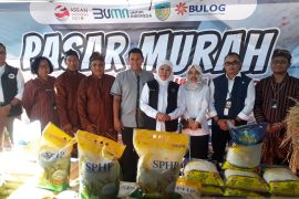 Gubernur Khofifah: Stok beras cukup hingga tahun depan