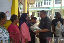 Pemprov Papua Barat Daya salurkan bantuan beras kepada 39.887 keluarga