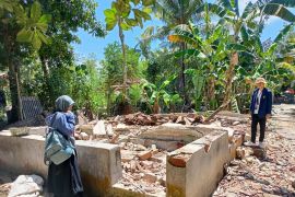 Program bedah rumah digelar di Desa Batu Tulis Loteng