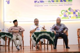 Kemnaker: Perguruan tinggi harus menyesuaikan perkembangan dunia kerja