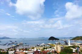 Mayoritas cuaca masih berawan hingga cerah berawan di kota besar