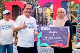 SMPN 2 Martapura Timur juara kontes Mars Manis
