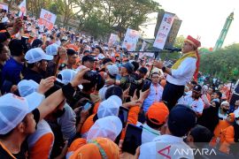 Anies menghadiri apel PKS dan resmikan posko pemenangan di Makassar