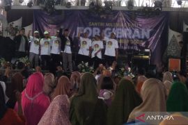 Kiai dan santri di Pati deklarasi dukung Gibran maju cawapres