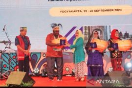 Pemkab Jayapura terima penghargaan Perpustakaan Nasional