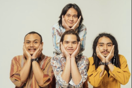 Dul Jaelani dan band-nya rilis single baru “Penyihir”