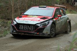 Sean Gelael dominasi hari pertama Danau Toba Reli 2023