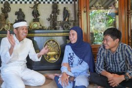 Anggota DPR ungkap kejanggalan penyekapan suami istri warga Purwakarta di Kamboja