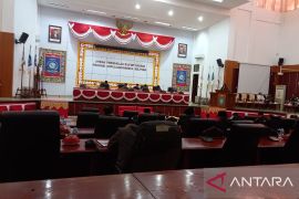 DPRD Babel sahkan Raperda Pengarusutamaan Bahasa dan Penanggulangan Kemiskinan