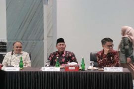 Wakil Bupati Tanjab Barat hadiri RUPS LB BPD Jambi