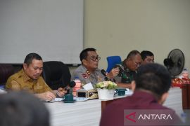 Kapolda Gorontalo menjamin tak ada larangan jual emas di Pohuwato