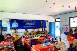 Kadiskominfo  berpesan kepada guru dan siswa agar lindungi diri dari pengaruh buruk digital