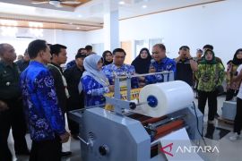 Wali Kota Banjarmasin resmikan rumah kemasan untuk UMK dan IKM