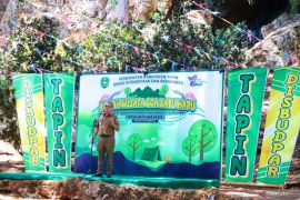 Tapin adakan kemah wisata di Batu Hapu situs Geopark Meratus
