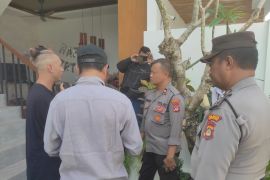 Polsek Kuta Selatan amankan atlet parkur Rusia tak kenakan pakaian di jalan