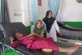 Anak-anak pengungsi gas beracun diserang penyakit