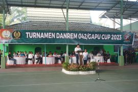 Korem 042/Gapu gelar kejuaraan tenis dan bulutangkis