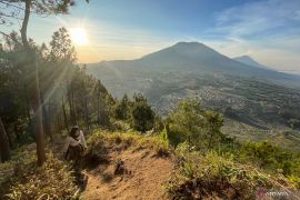 Berikut tips menjaga kebersihan menstruasi saat mendaki