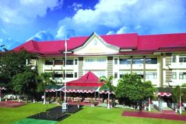 Keluarga tersangka kerusuhan Pohuwato sesalkan larangan besuk di Polda Gorontalo