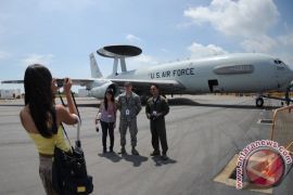 NATO kirim pesawat pengintai ke Lithuania untuk pantau aktivitas militer Rusia