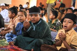 Doa sebelum belajar, beserta bahasa arab, latin, & keutamaannya