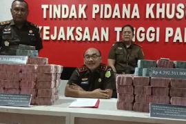 Kejati Papua terima pengembalian uang dugaan korupsi Rp9,7 Miliar
