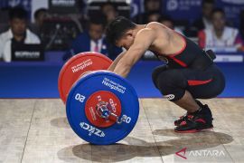 Lifter Indonesia Ricko Saputra gagal raih medali