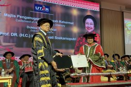 UTAR anugerahkan gelar Doktor Kehormatan kepada Megawati