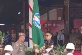 HUT Ke-78 Jatim, Pemkab Tulungagung sambut pataka "jer basuki mawa bea"