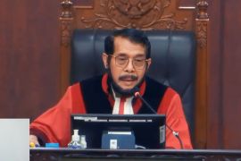 MK tolak gugatan UU Cipta Kerja