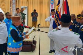 Bupati lantik pengurus Karang Taruna Teluk Wondama 2023-2028