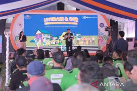 BRI Insurance beri asuransi mikro ke 200 pengemudi Gojek disabilitas