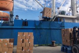 Bea cukai Ambon layani ekspor udang PT WLI tujuan China