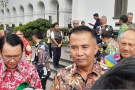Hubungan orang tua dan siswa perlu dipererat cegah perundungan, sebut Bey