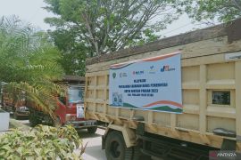 Warga kurang mampu di Kabupaten Penajam dapat bantuan 10 kilogram beras