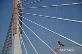 Perawatan Jembatan Layang Mochtar Kusumaatmadja